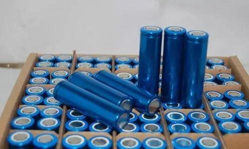 Square, soft pack and cylindrical three mainstream lithium battery who is more popular in the market?
